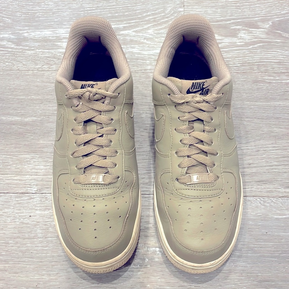 Nike Air (NikeID) Young Mens Khaki Shoes